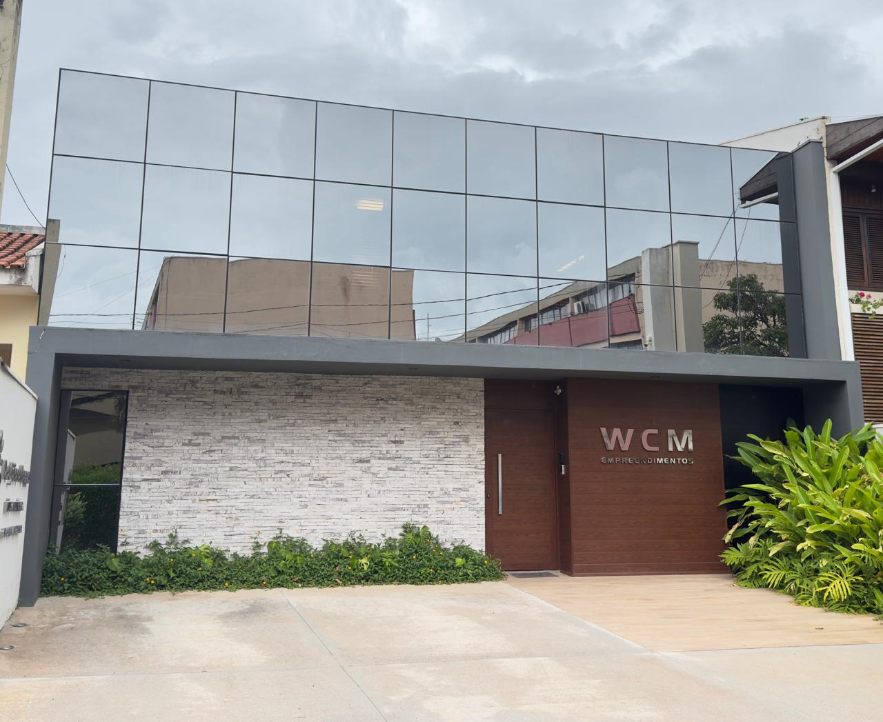 Vitrine Comercial em Alumínio e Vidro